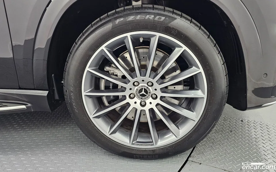 Mercedes-Benz GLE-Class GLE450 4MATIC 2025 — миниатюра 2