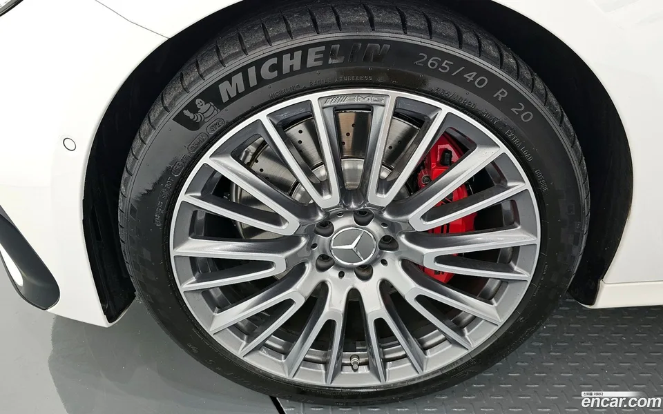 Mercedes-Benz E-Class AMG E53e 4MATIC+ 2025 — миниатюра 2