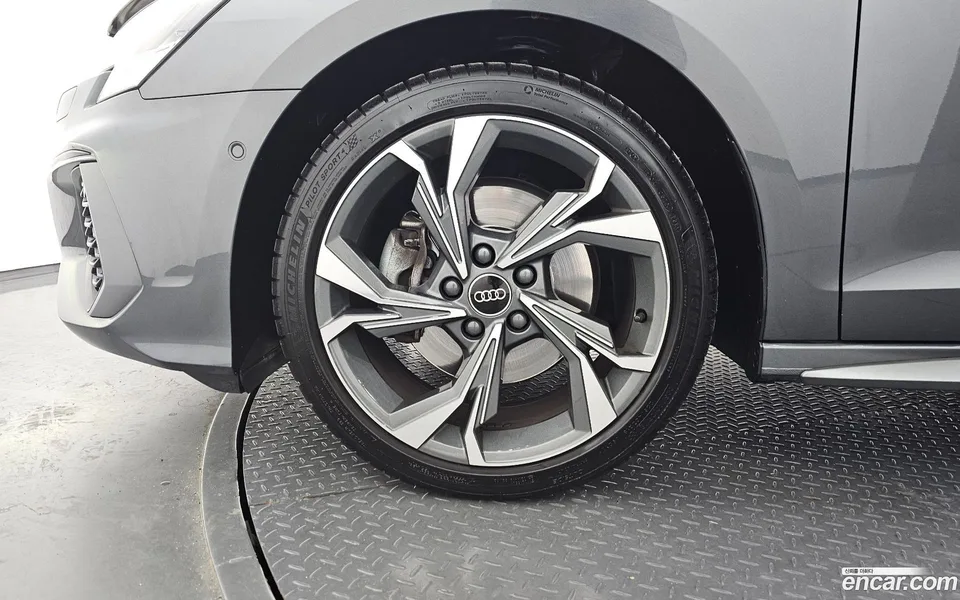 Audi A3 (8Y) 40 TFSI 2023 — миниатюра 2