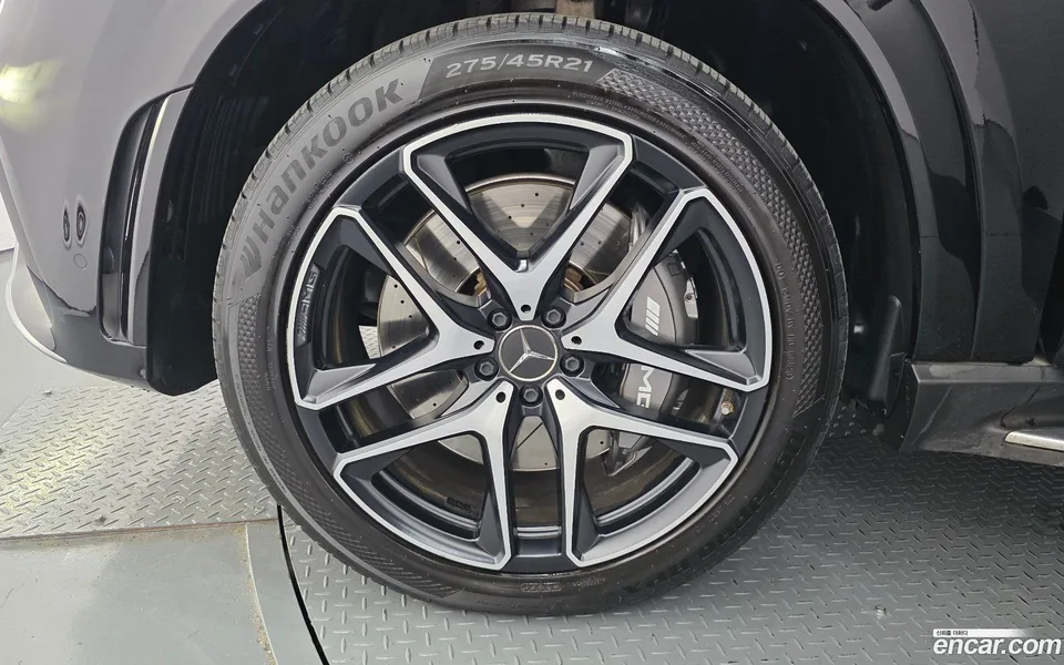 Mercedes-Benz GLE-Class AMG GLE53 4MATIC+ 2022 — миниатюра 5