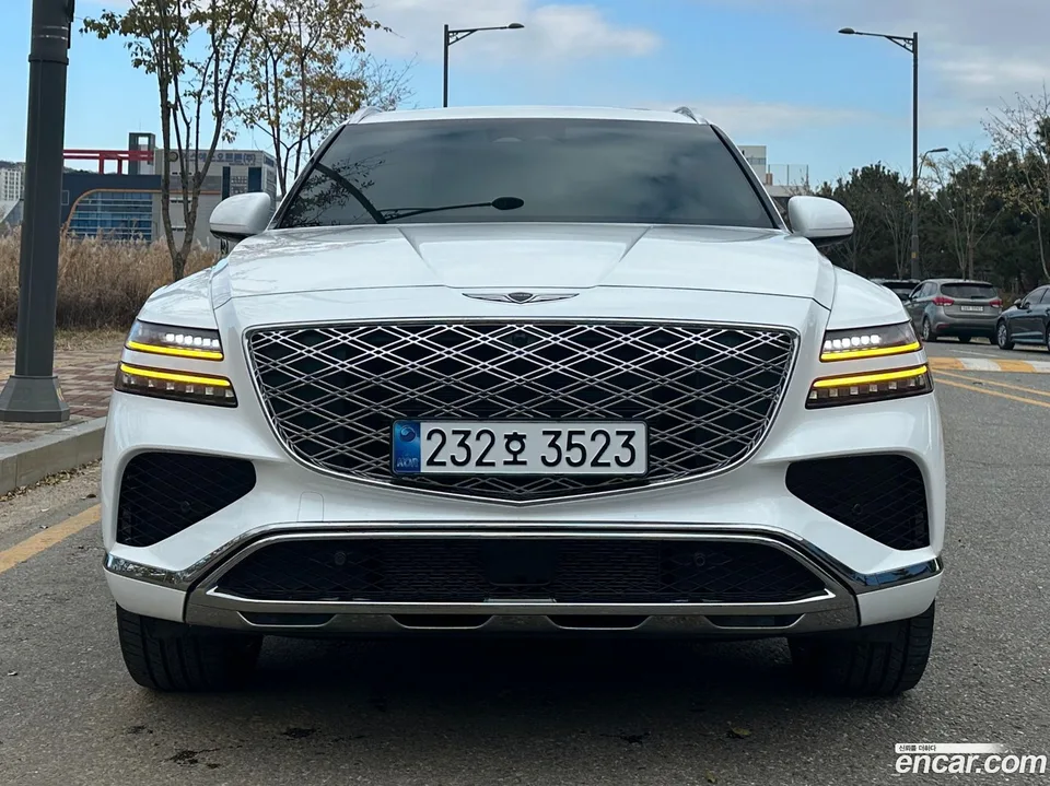 Genesis GV80 2.5T AWD 2025 — фото 1, купить с доставкой в Москву
