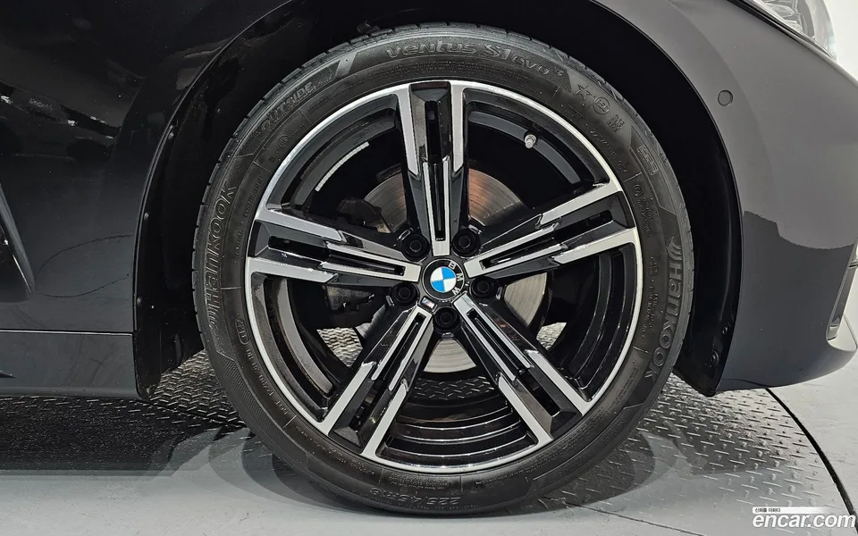 BMW 4 Series 420i M 2023 — миниатюра 2
