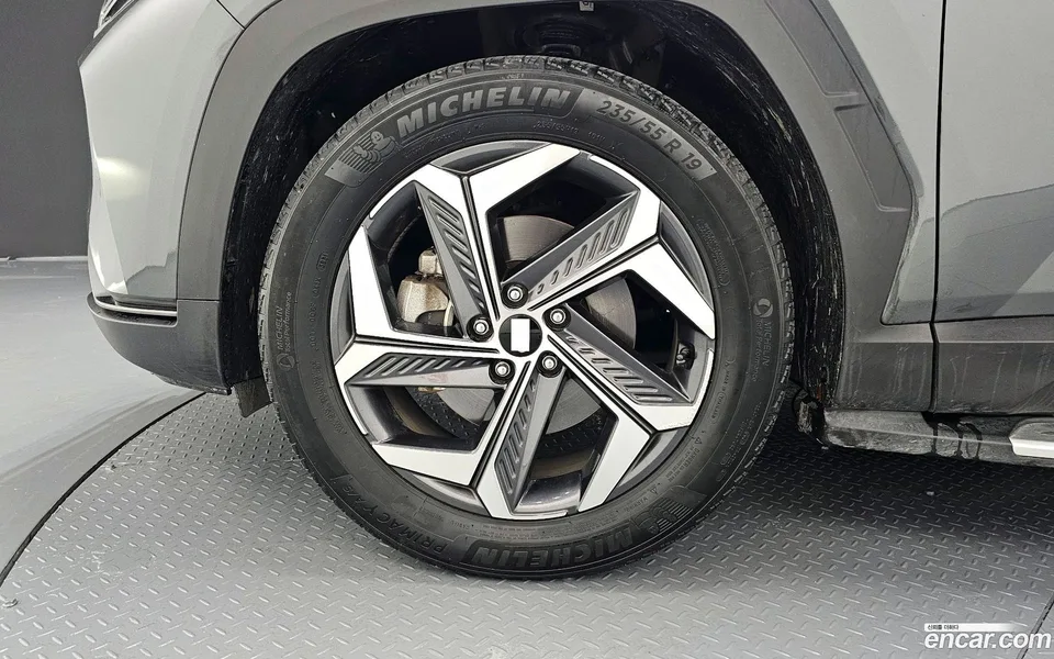 Hyundai Tucson 1.6 4WD 2022 — миниатюра 2