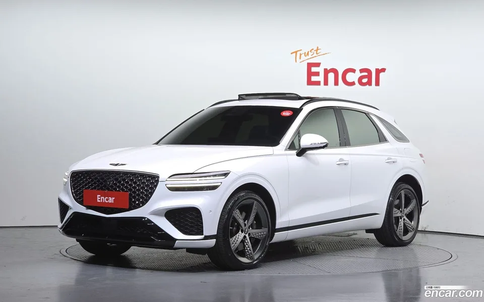 Genesis GV70 2.5T 2WD 2022 — фото 1, купить с доставкой в Москву