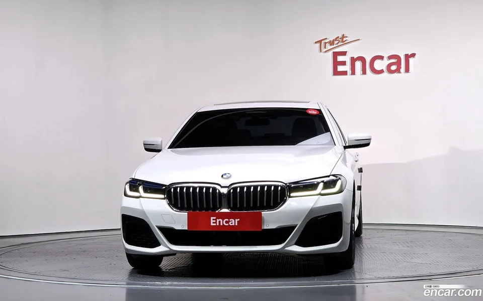 BMW 5 Series 530i M 2023 — миниатюра 3