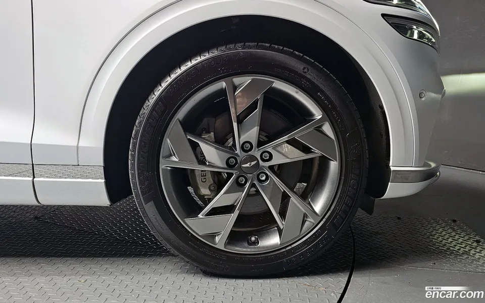 Genesis Electrified GV70 e-AWD 2022 — миниатюра 2