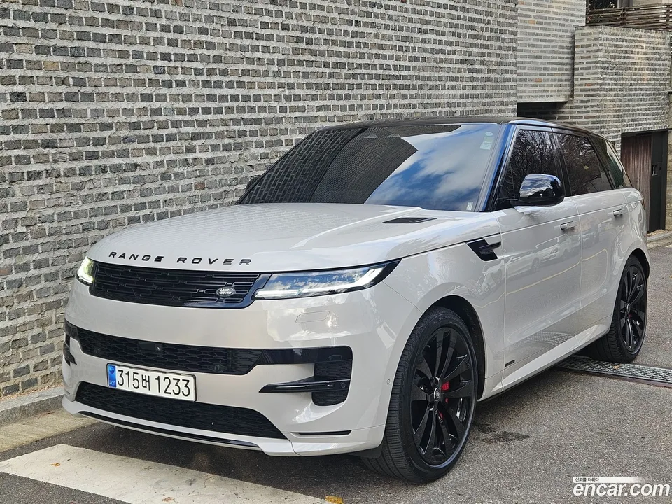 Land Rover Range Rover Sport P360 AB 2023 — фото 1, купить с доставкой в Москву