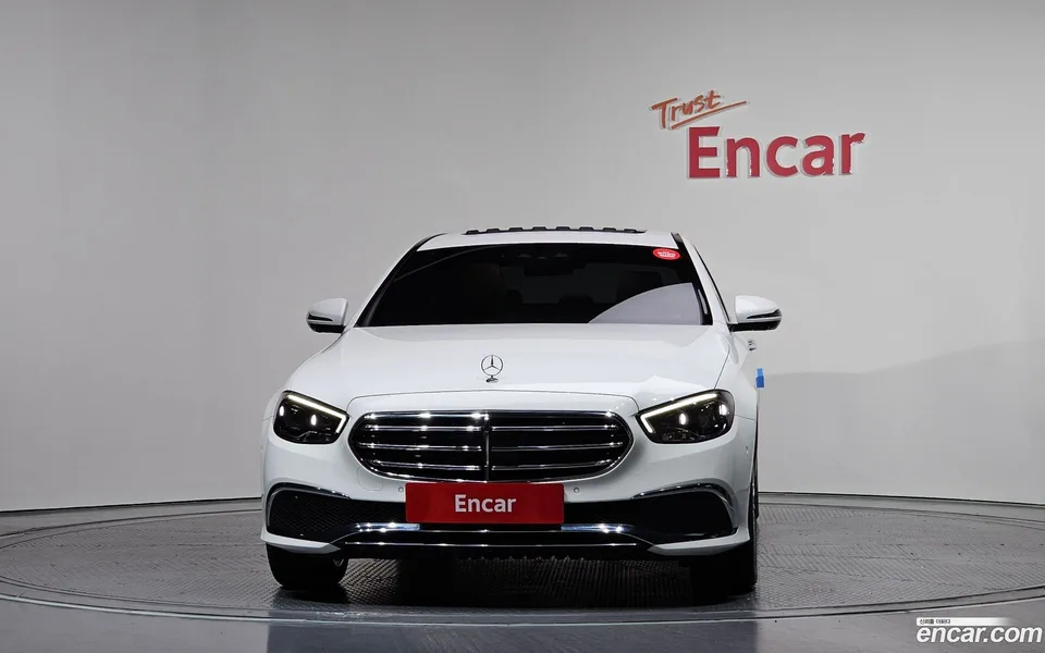 Mercedes-Benz E-Class E250 2022 — миниатюра 3