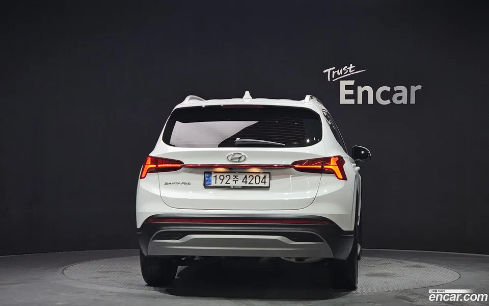 Hyundai SantaFe 2.5T 2WD 2023 — миниатюра 4