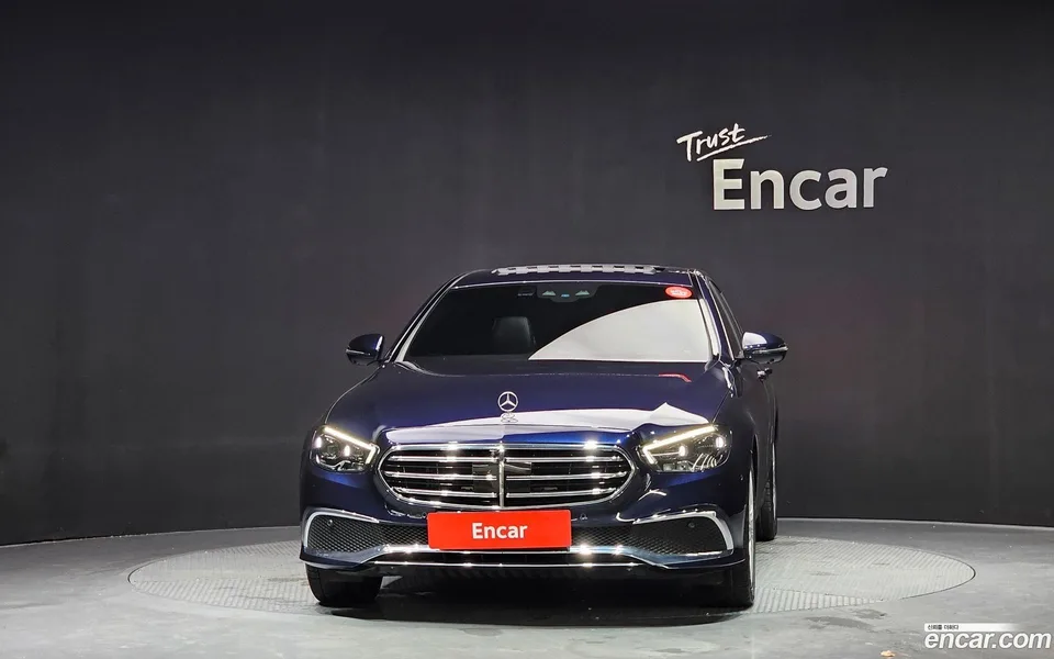 Mercedes-Benz E-Class E250 2022 — миниатюра 3