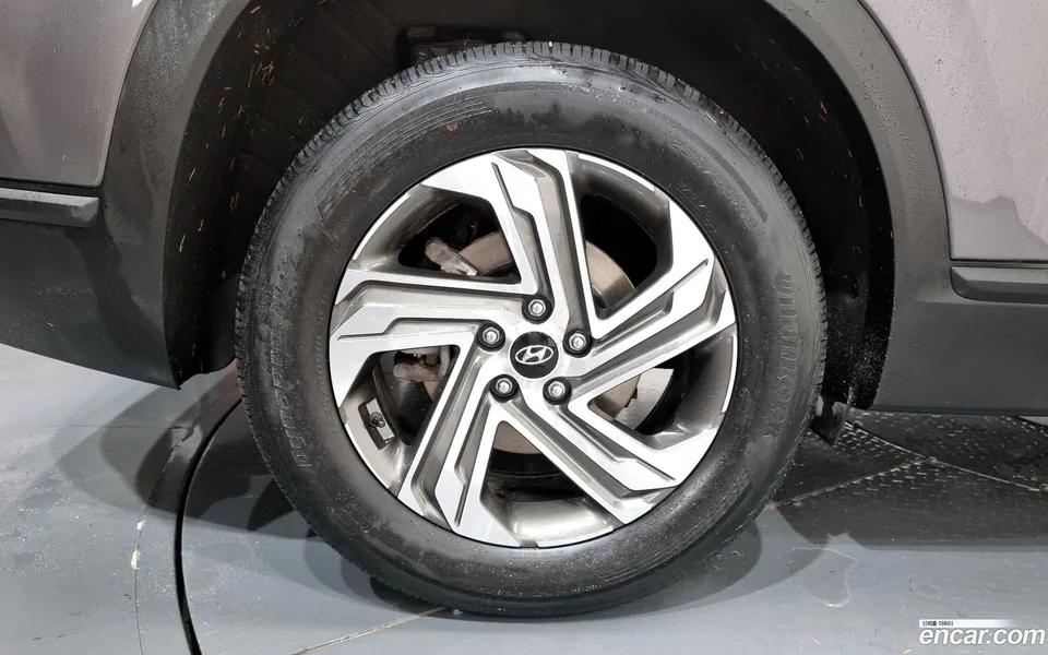 Hyundai SantaFe 2.2 2WD 2022 — миниатюра 5