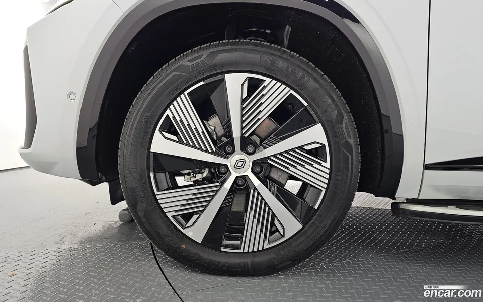 Renault Samsung Grand Koleos 1.5 E-TECH 2WD 2025 — миниатюра 2