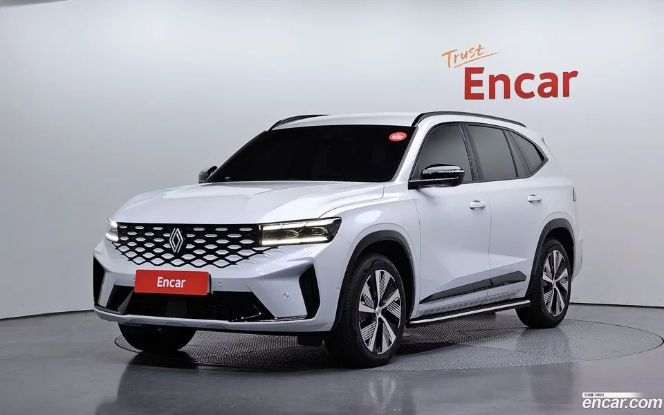 Renault Samsung Grand Koleos 1.5 E-TECH 2WD 2025 — фото 1, купить с доставкой в Москву