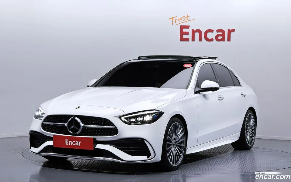 Mercedes-Benz C-Class C300 4MATIC AMG Line 2023 — фото 1, купить с доставкой в Москву