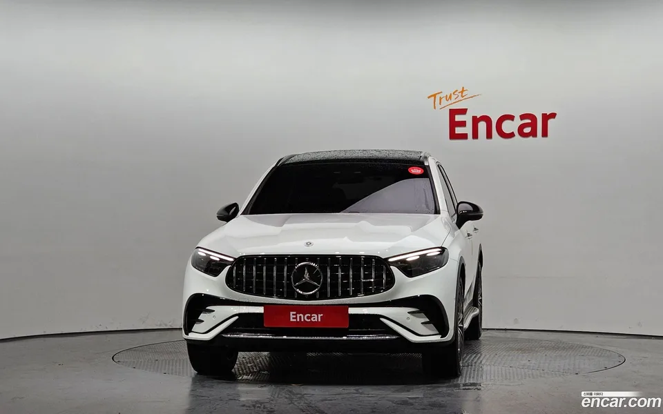 Mercedes-Benz GLC-Class GLC300 4MATIC AMG Line 2025 — thumbnail 3