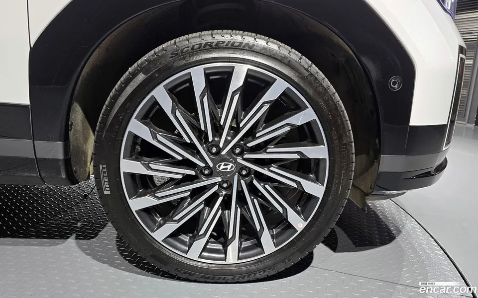 Hyundai SantaFe 2.5T 2WD 2023 — миниатюра 2