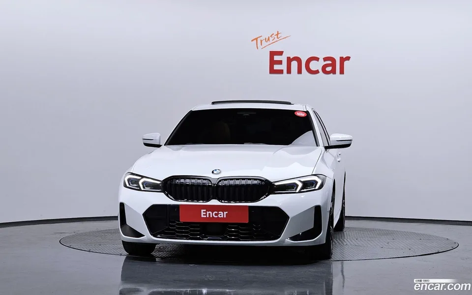 BMW 3 Series 320i M 2023 — миниатюра 3