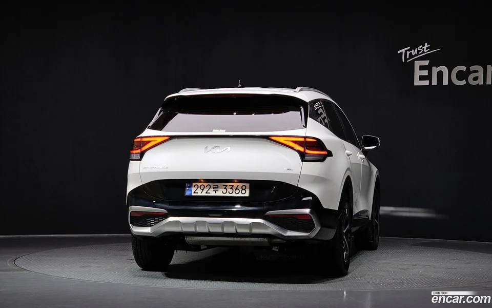 Kia Sportage Hybrid 2WD 2024 — миниатюра 4
