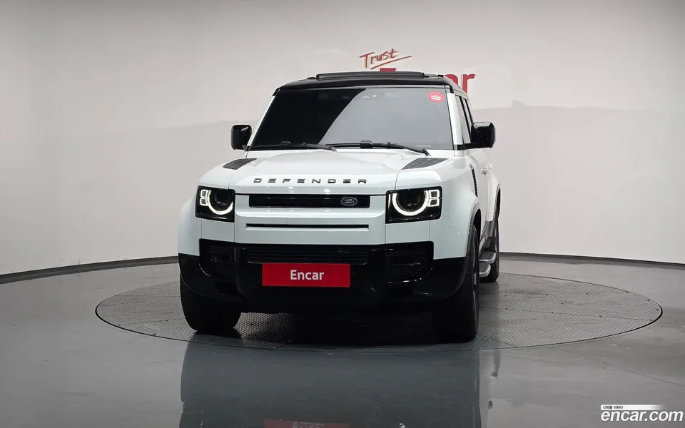 Land Rover Defender 130 P400 X- HSE 2023 — миниатюра 3