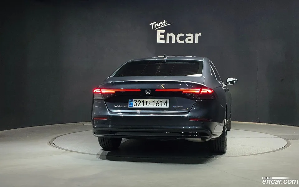Honda Accord 2.0 2023 — миниатюра 4