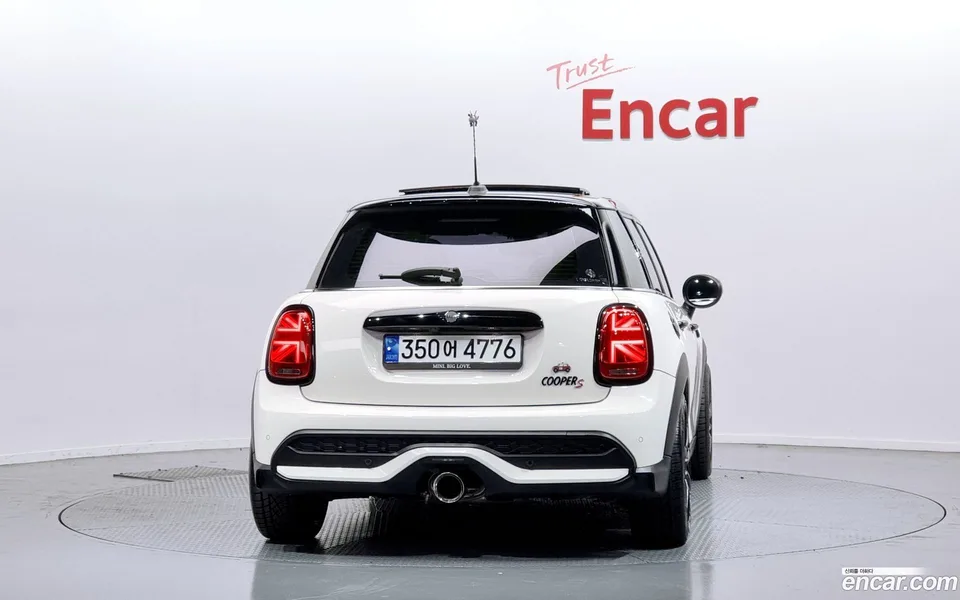 MINI Cooper S 5 2022 — миниатюра 4