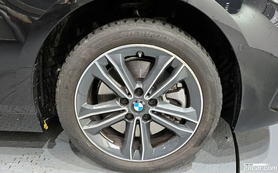 BMW 1 Series 120i 2024 — миниатюра 2