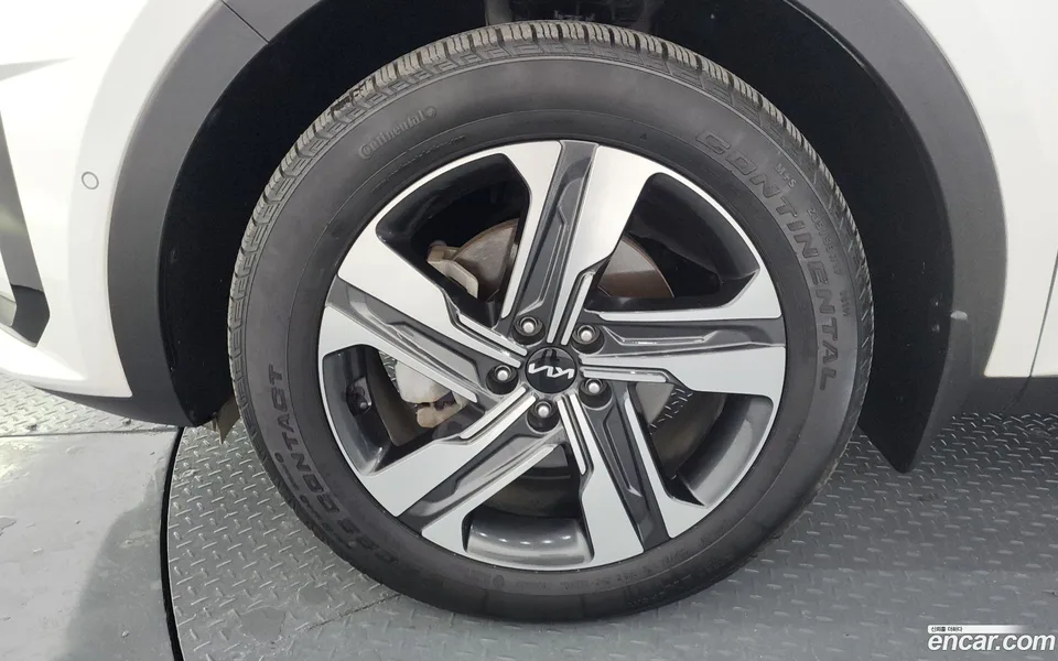 Kia Sorento HEV 1.6 2WD 2023 — миниатюра 2