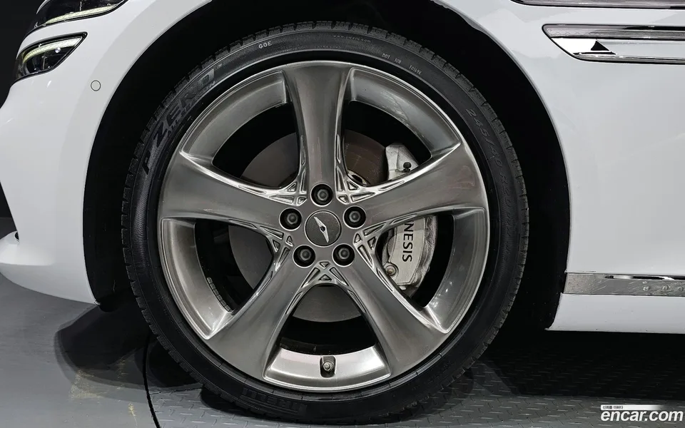 Genesis G80 2.5 2WD 2023 — миниатюра 5
