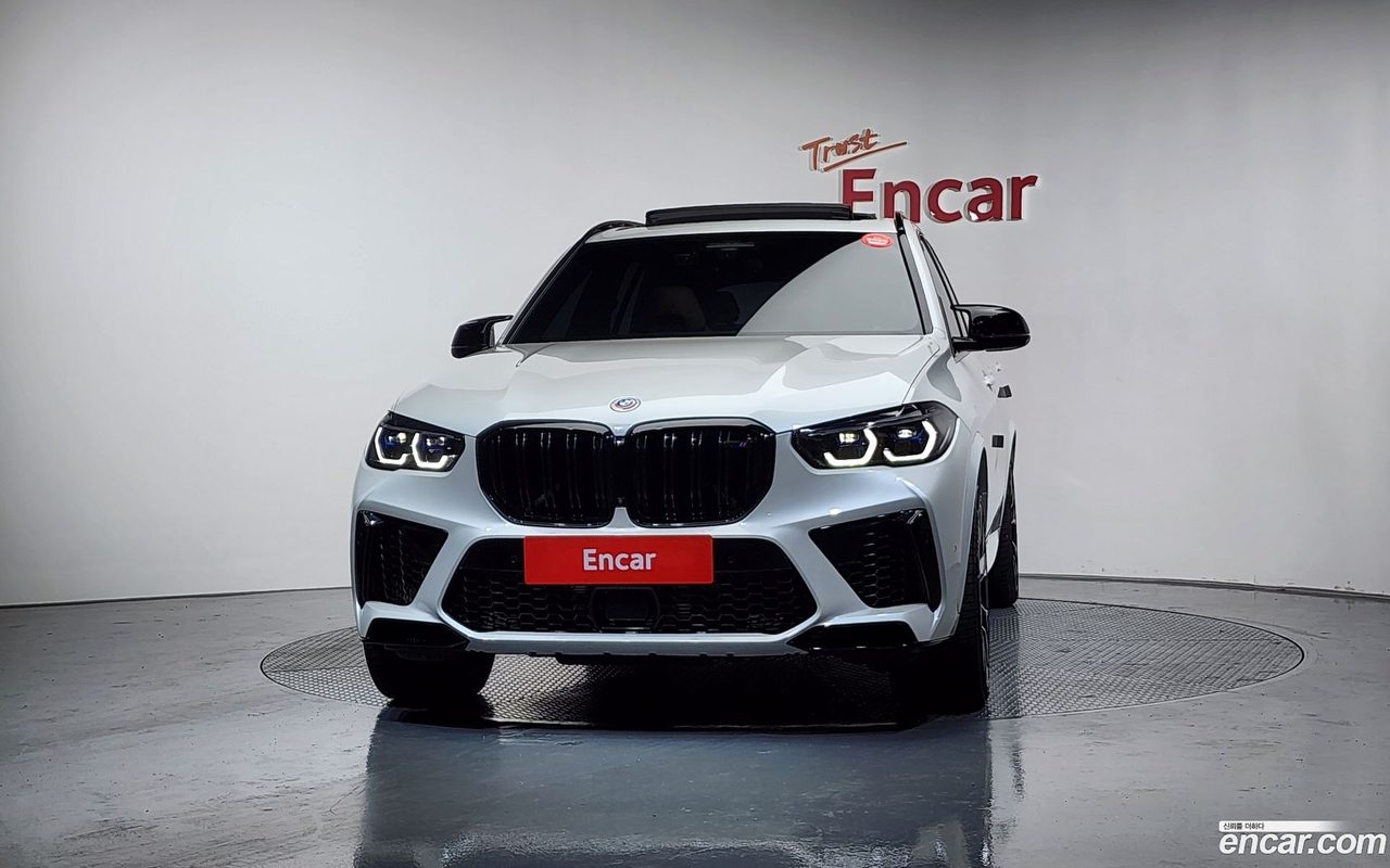 BMW X5M 2023 — 3