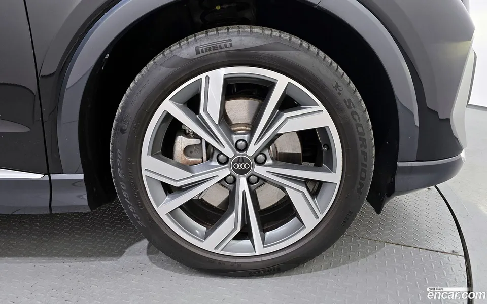 Audi Q4 e-tron 40 2022 — миниатюра 2