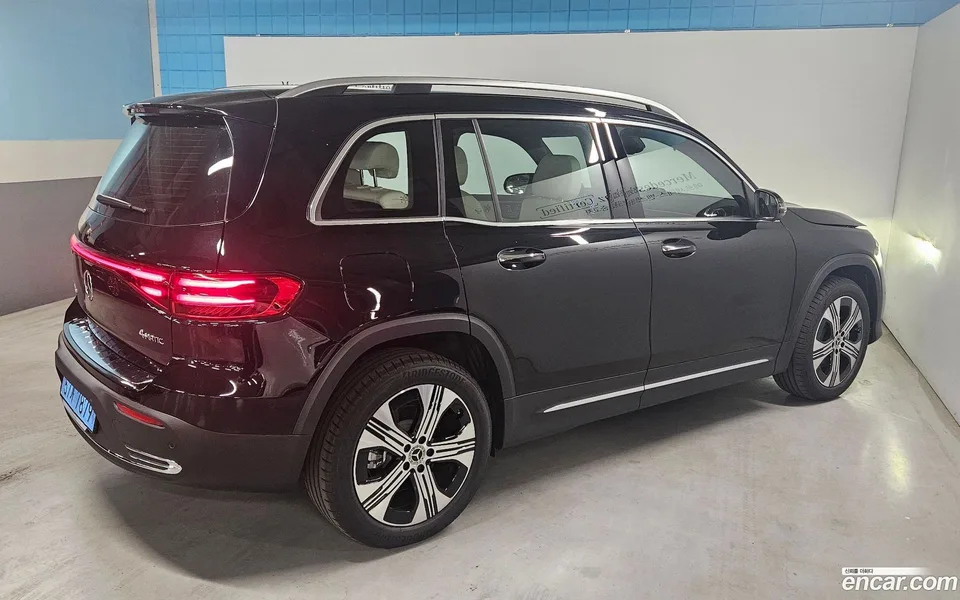 Mercedes-Benz EQB EQB300 4MATIC 2025 — миниатюра 3
