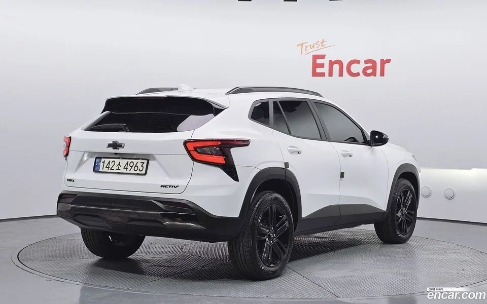 Chevrolet Trax Crossover 1.2 ACTIV 2024 — фото 1, купить с доставкой в Москву