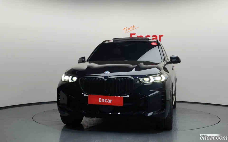 BMW X5 xDrive 40i M 2024 — миниатюра 3