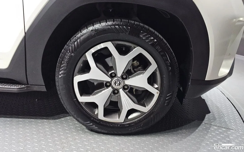 KG Mobility Torres 1.5 4WD 2022 — миниатюра 5