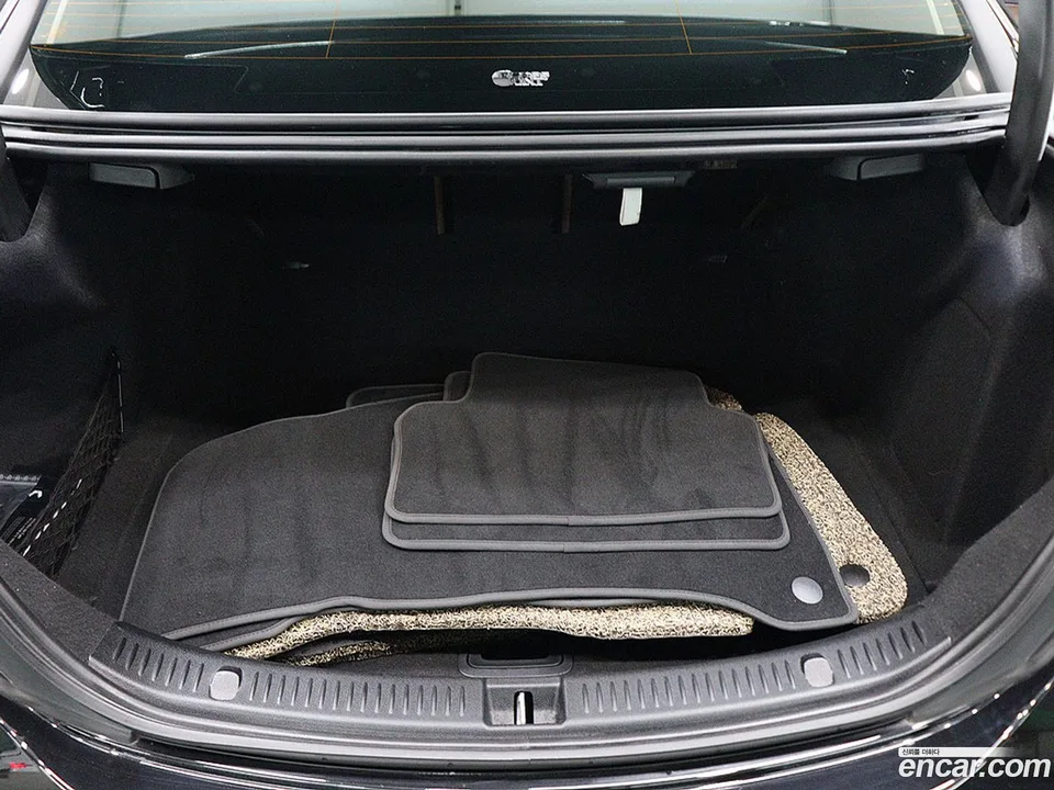 Mercedes-Benz E-Class E250 2022 — миниатюра 5