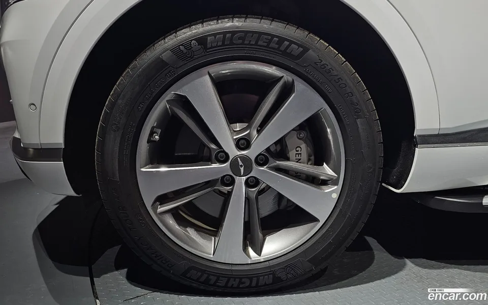 Genesis GV80 2.5T AWD 2022 — миниатюра 2
