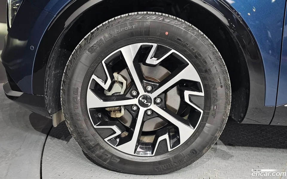 Kia Sportage Hybrid 2WD 2022 — миниатюра 2