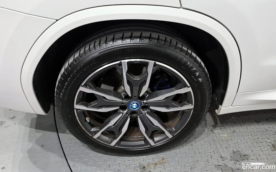 BMW X3 xDrive 30e M 2024 — миниатюра 2