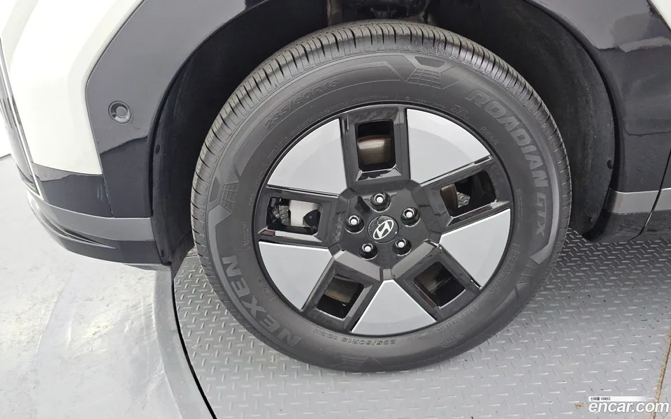 Hyundai SantaFe HEV 1.6 2WD 2024 — миниатюра 5