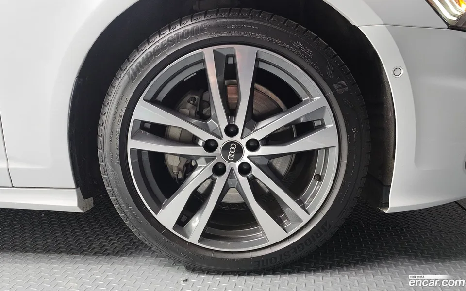 Audi A6 45 TFSI 2023 — миниатюра 2