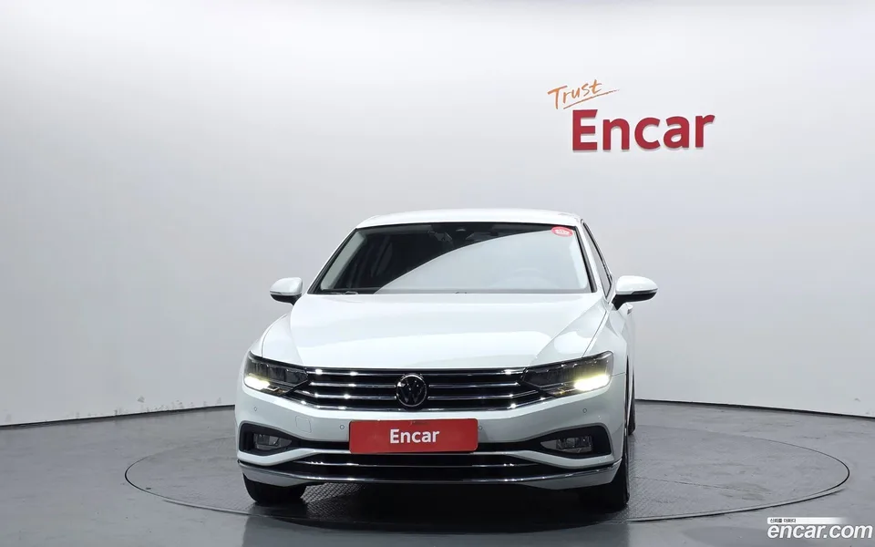 Volkswagen Passat GT 2.0 TDI 2022 — миниатюра 3