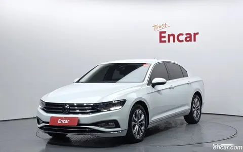 Volkswagen Passat GT 2022 buy in Moscow