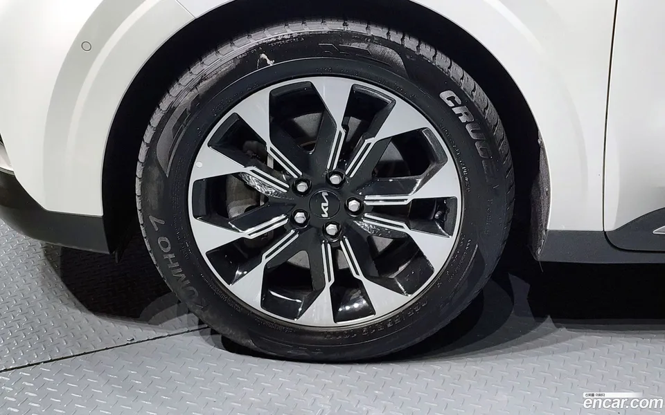 Kia Carnival 9 2022 — thumbnail 5