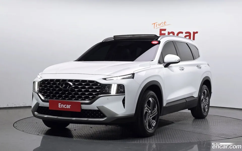 Hyundai SantaFe 2.2 2WD 2023 — фото 1, купить с доставкой в Москву