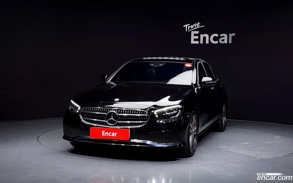 Mercedes-Benz E-Class E250 2023 — миниатюра 3