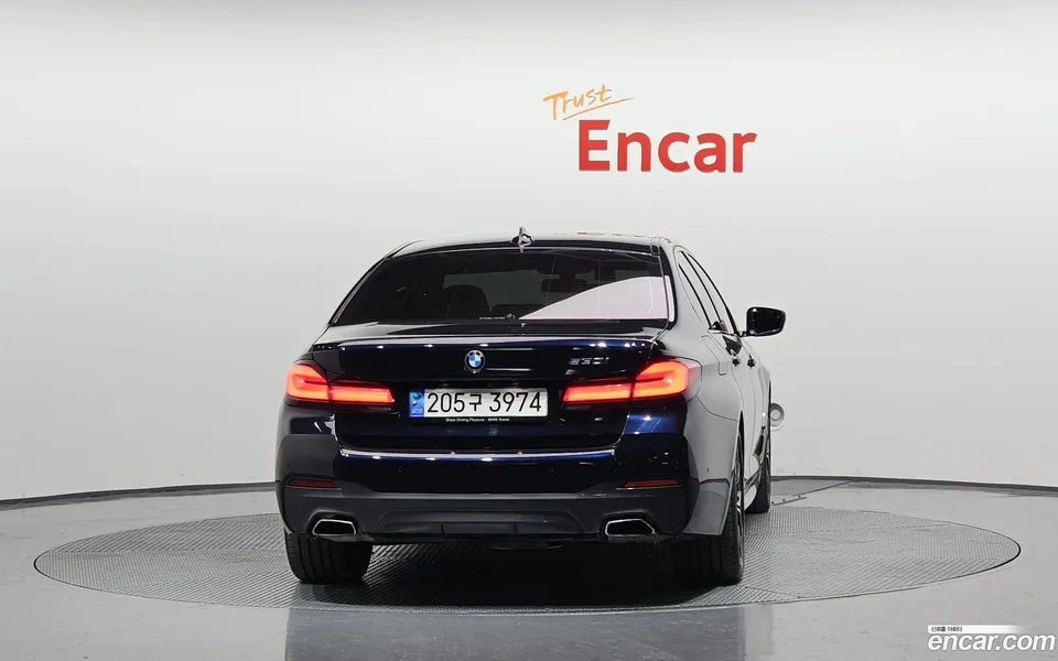 BMW 5 Series 530i M 2023 — миниатюра 4