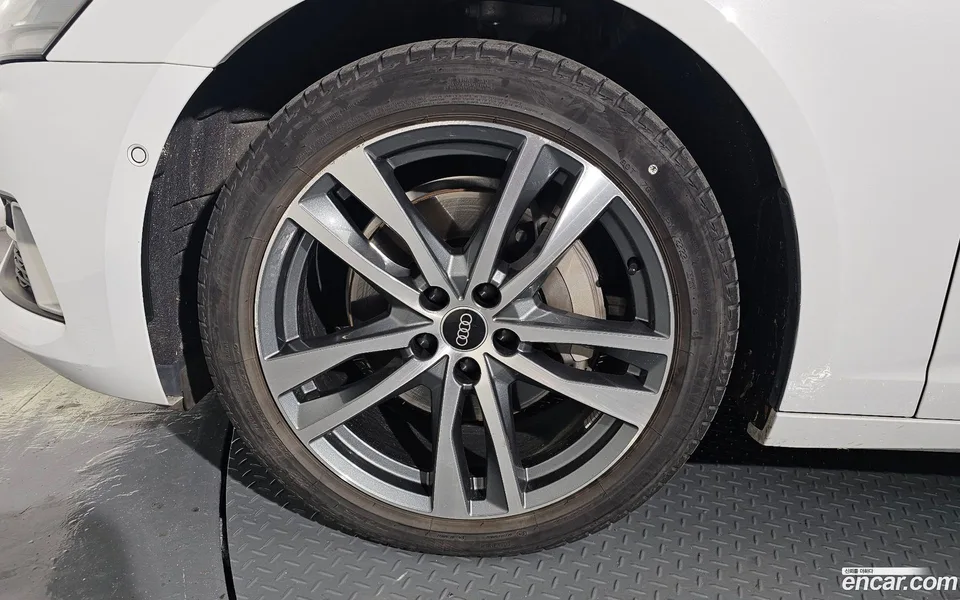 Audi A6 45 TFSI 2022 — миниатюра 5