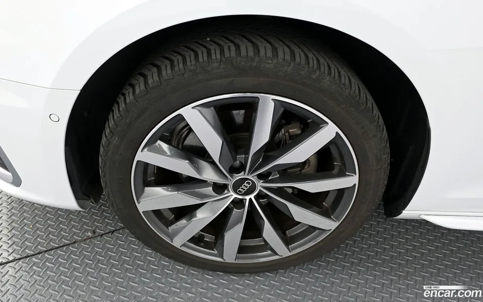 Audi A4 40 TFSI 2022 — миниатюра 2