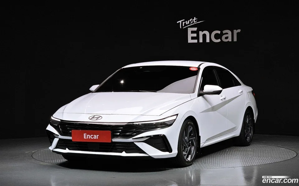 Hyundai Avante CN7 Hybrid 2025 — фото 1, купить с доставкой в Москву