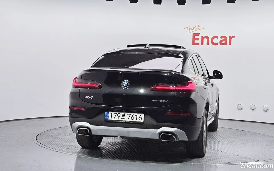 BMW X4 xDrive20d xLine 2022 — миниатюра 4